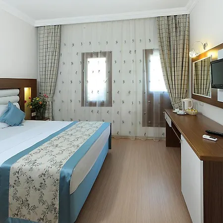 ホテル Hotel Oludeniz 3*
