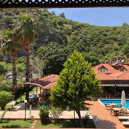 Hotel Oludeniz מלון 3*
